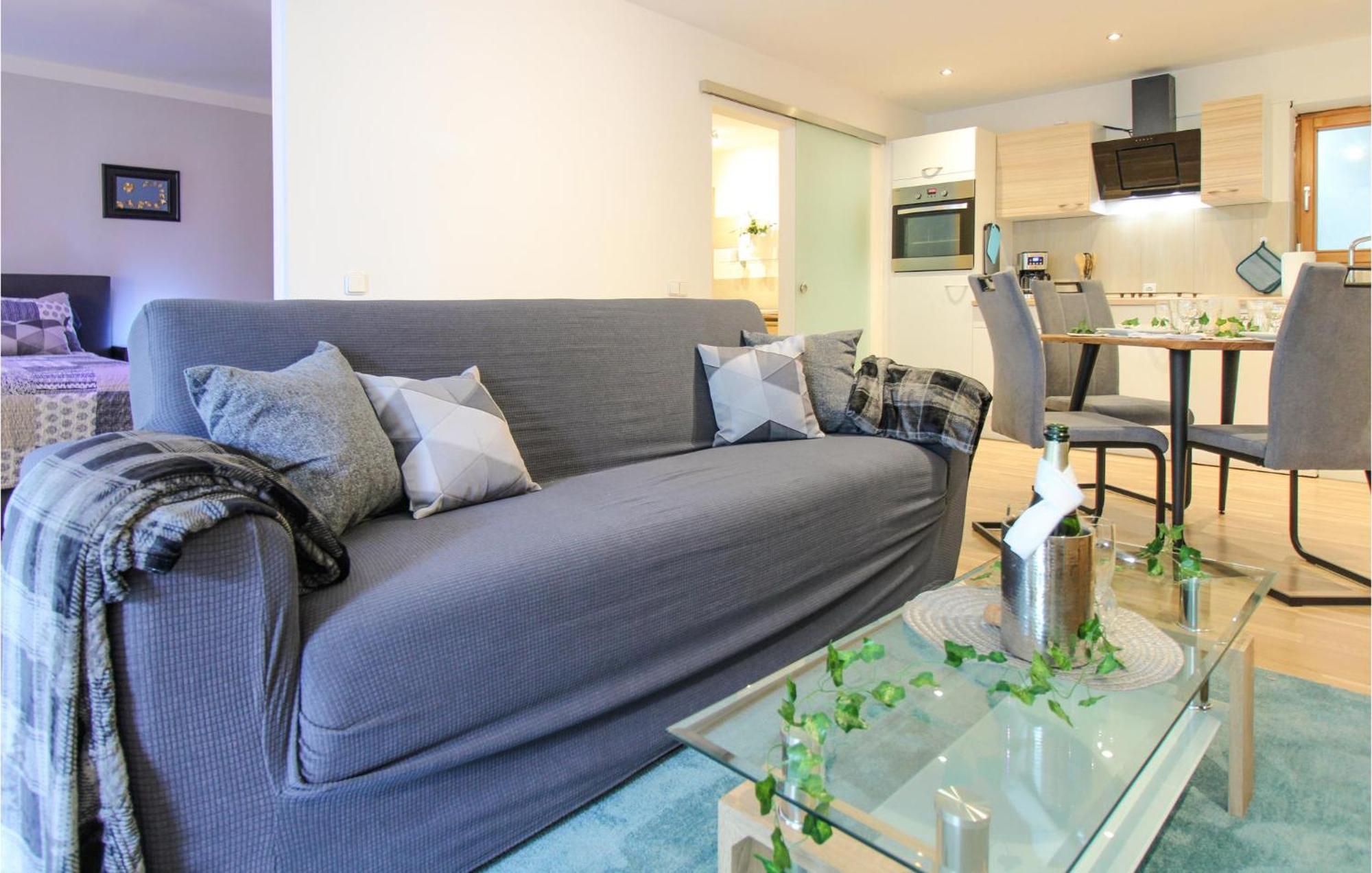 Stunning Apartment In Deggingen With Wifi Extérieur photo